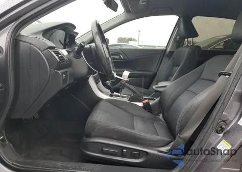 2015 Honda Accord Sport z USA, uszkodzony, nr VIN 1HGCR2F53FA004453